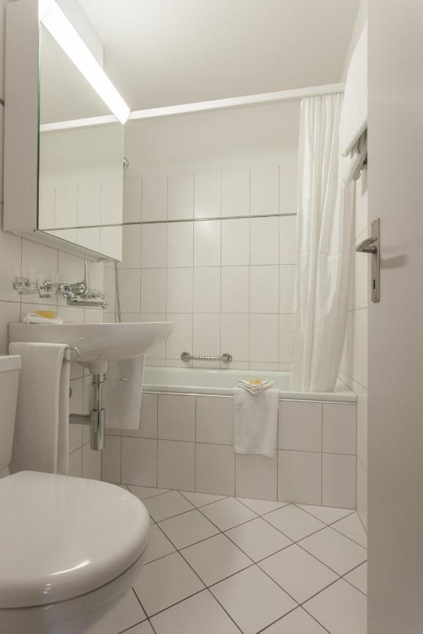 Ema House Serviced Apartments Aussersihl Zurique Exterior foto